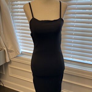 Elegant Black Spaghetti Strap Midi Dress